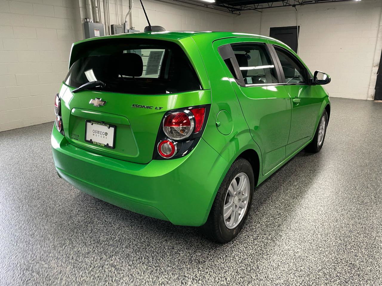 Used 2015 Chevrolet Sonic LT image 4