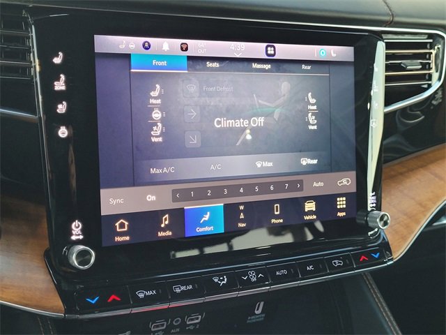 Certified 2024 Jeep Grand Wagoneer L Series III image 11