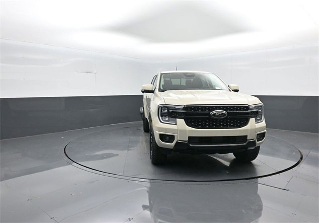 New 2025 Ford Ranger Lariat w/ FX4 Off-Road Package image 2