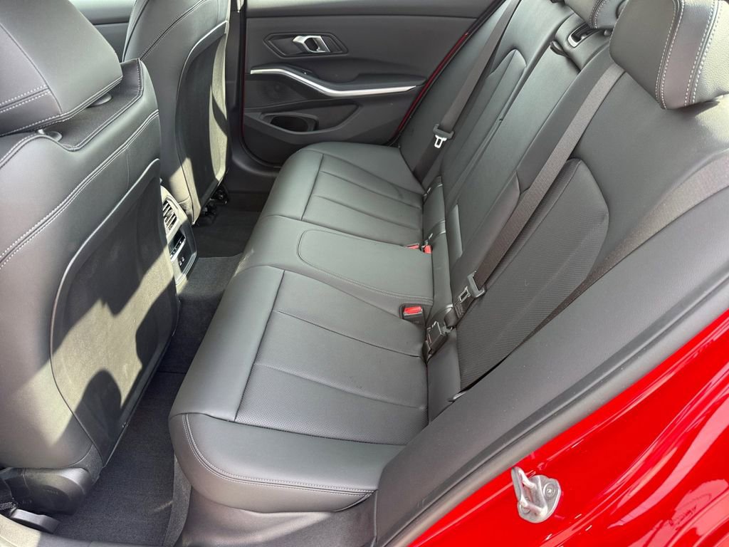 Used 2024 BMW 330i xDrive Sedan w/ Premium Package image 11