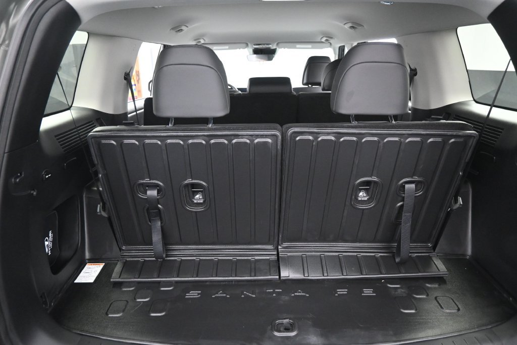 Used 2026 Hyundai Santa Fe SEL FWD image 28