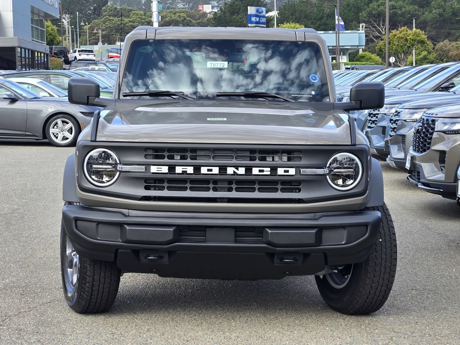New 2026 Ford Bronco Big Bend AWD/4WD image 3