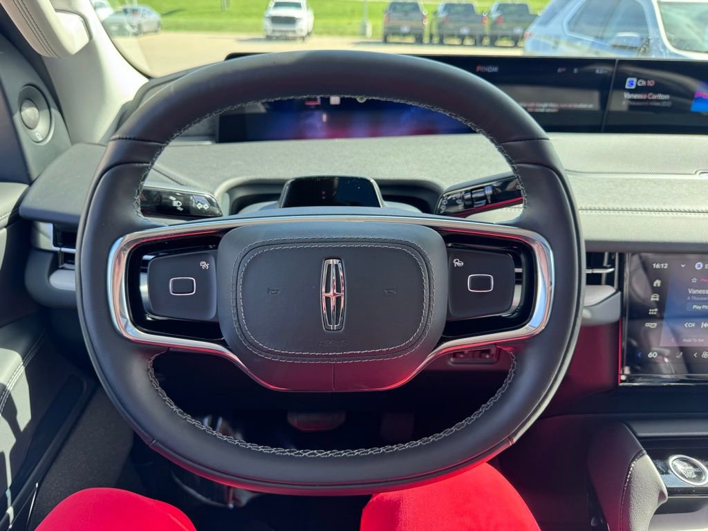 New 2026 Lincoln Navigator L Reserve AWD/4WD image 26