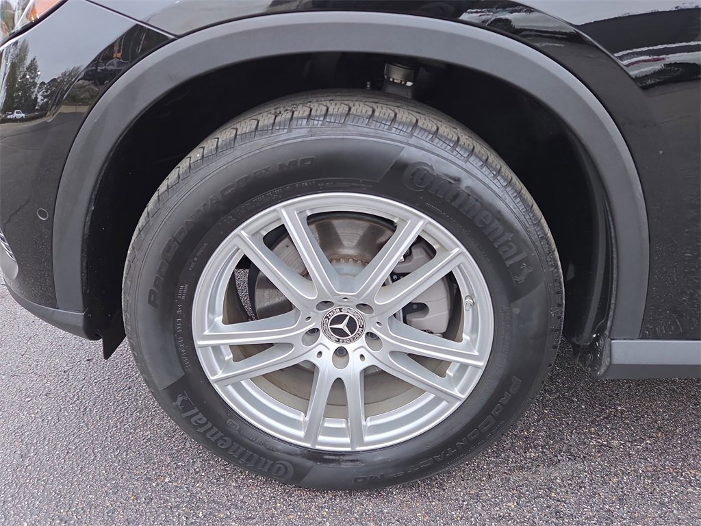 Certified 2024 Mercedes-Benz GLC 300 image 9