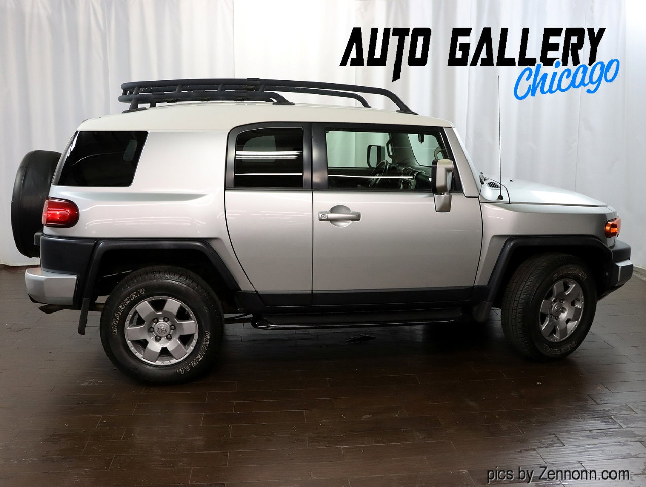 Used 2008 Toyota FJ Cruiser 4WD image 6