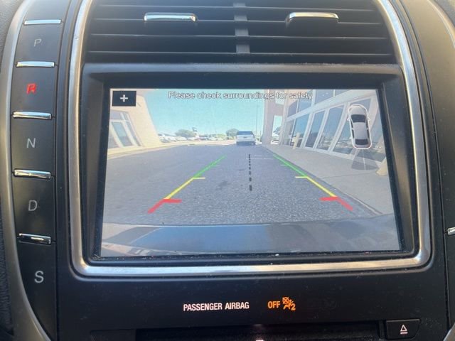 Used 2017 Lincoln MKX Reserve w/ Enhanced Security Package image 12