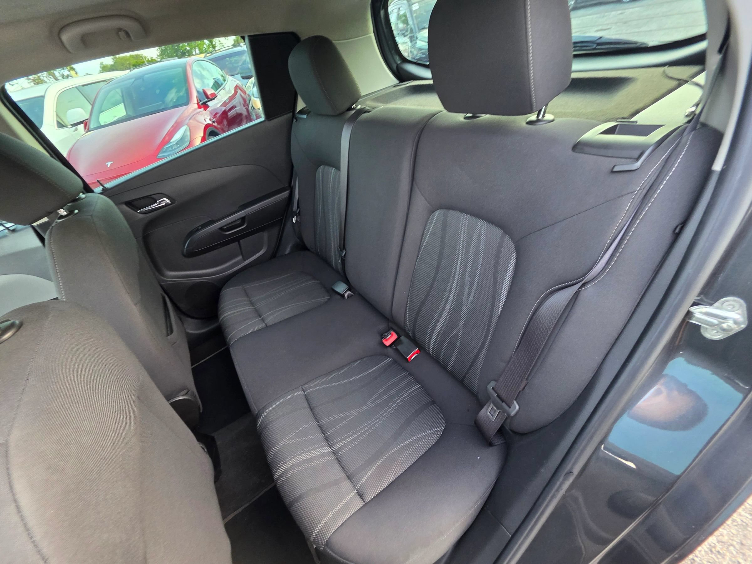 Used 2016 Chevrolet Sonic LT FWD image 15