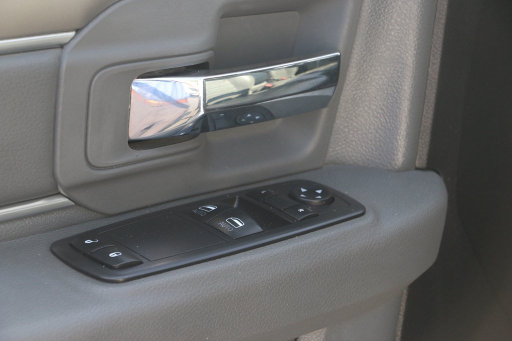 Used 2018 RAM 3500 Tradesman w/ Power & Remote Entry Group AWD/4WD image 11
