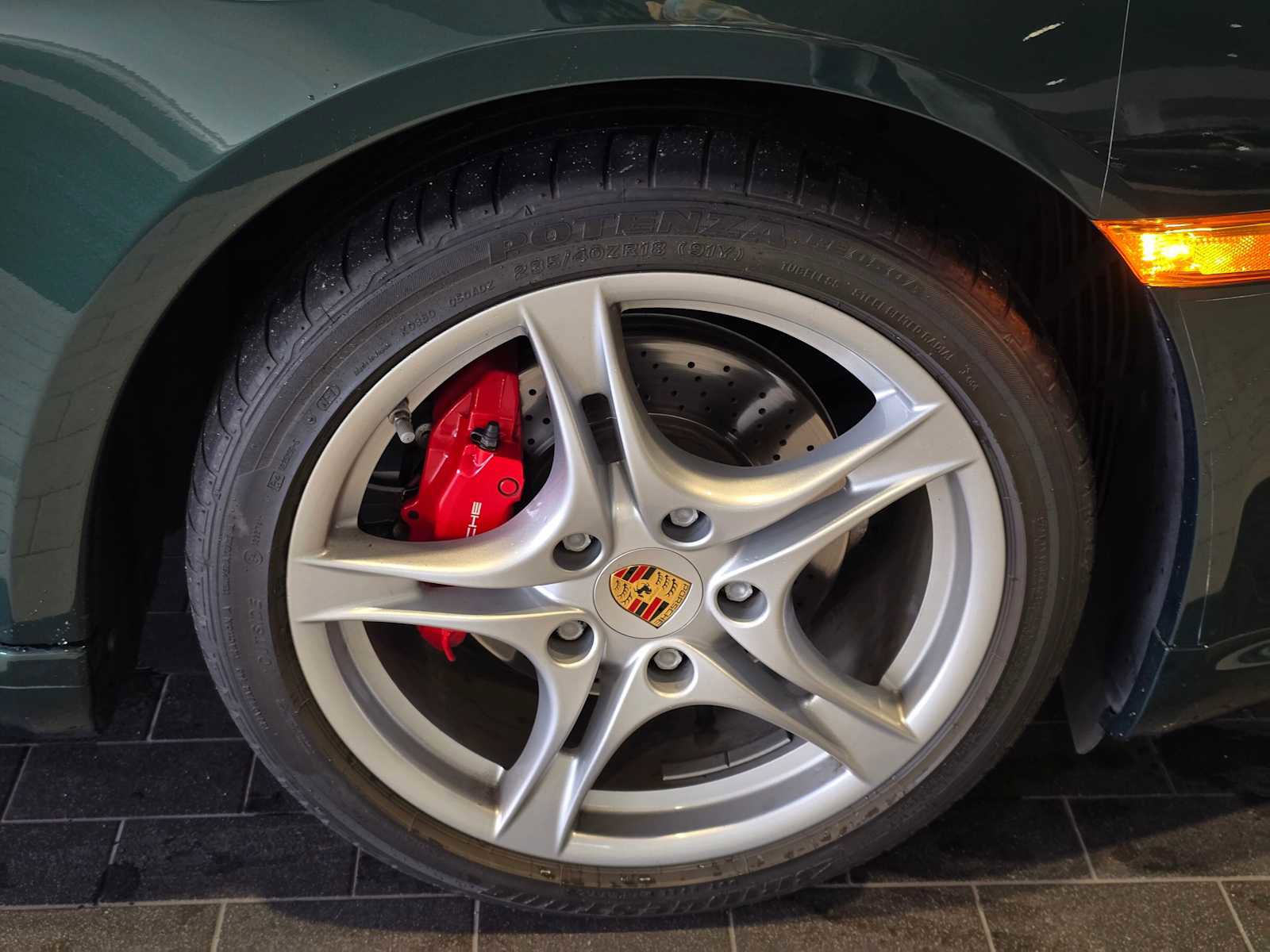 Used 2010 Porsche Cayman S image 12