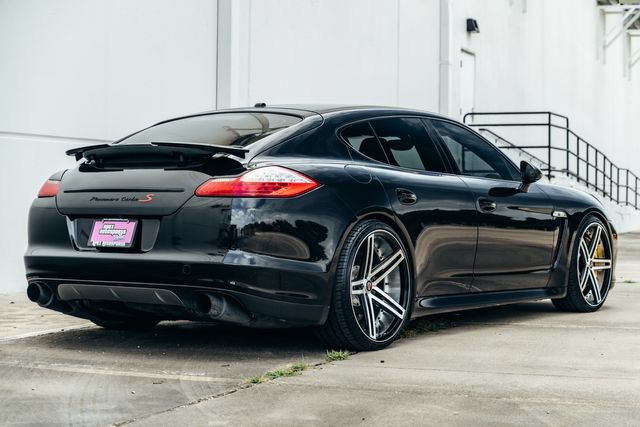 Used 2011 Porsche Panamera Turbo AWD/4WD image 9