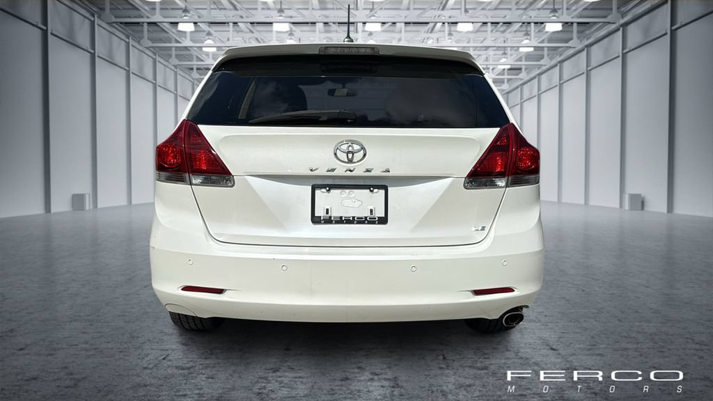 Used 2013 Toyota Venza LE FWD image 4