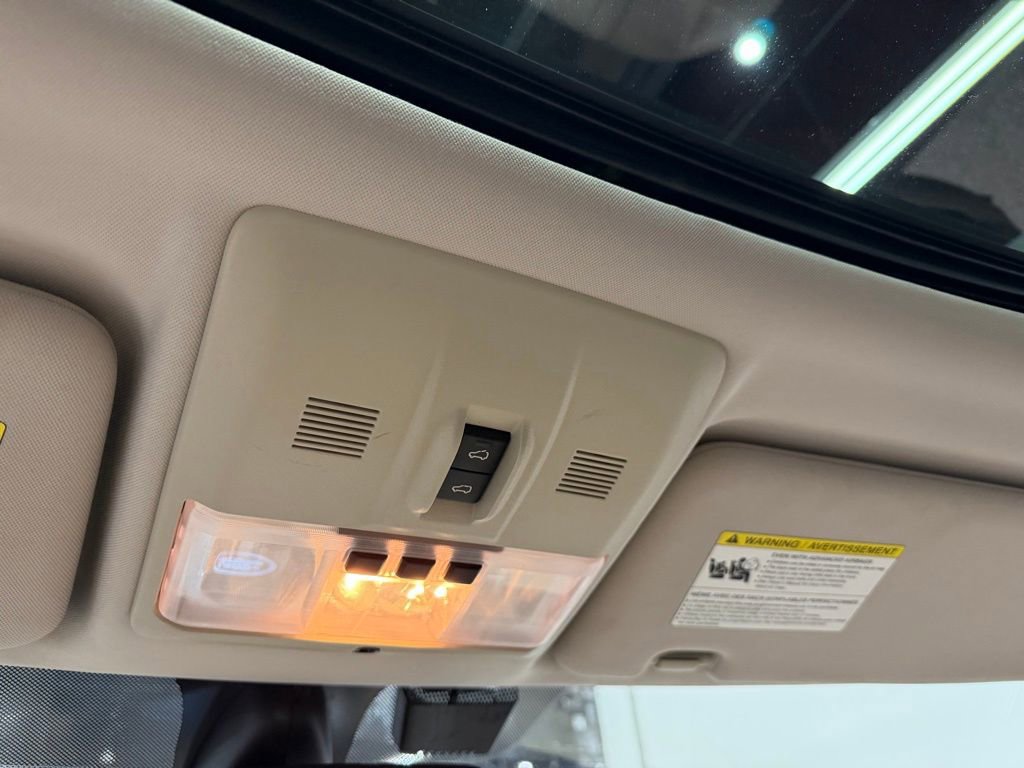 Used 2014 Land Rover LR4 HSE image 53