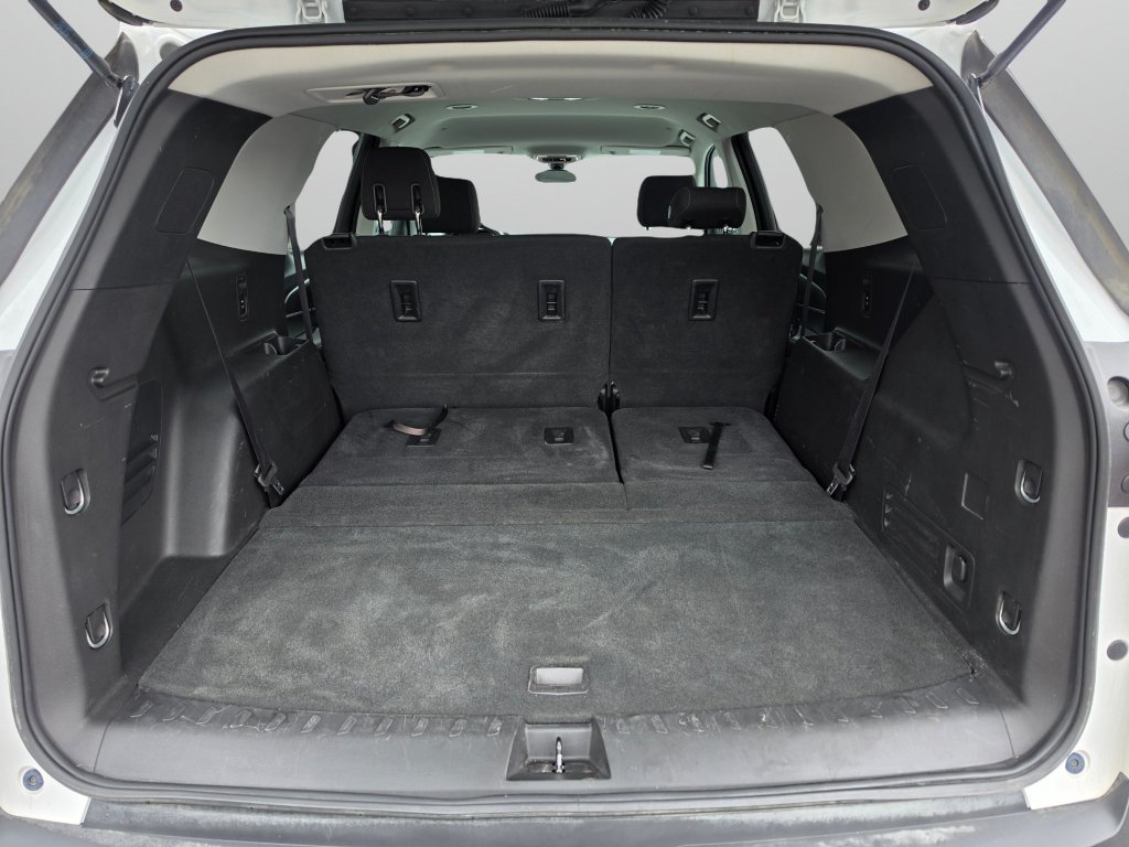 Used 2018 Chevrolet Traverse LS w/ LPO, Floor Liner Package AWD/4WD image 19