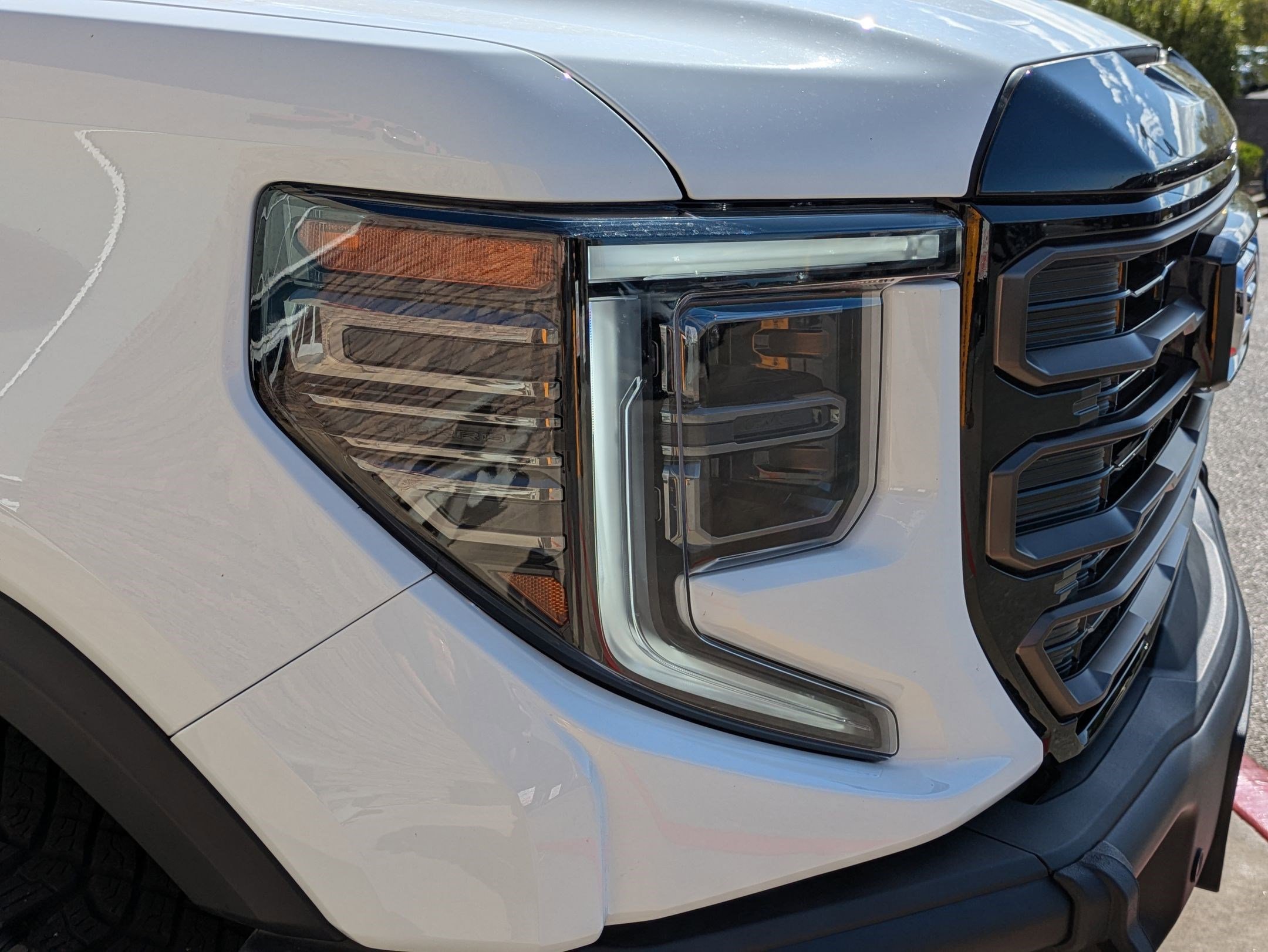 Certified 2024 GMC Sierra 1500 AT4X w/ AT4X AEV Edition image 10