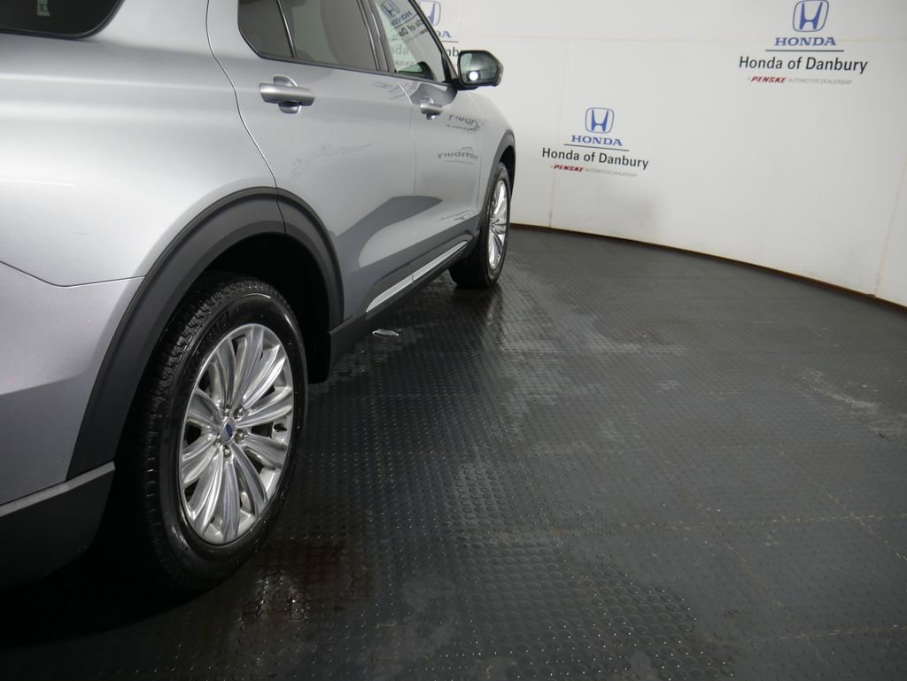 Used 2025 Ford Explorer Platinum w/ LUX Leather Package image 5