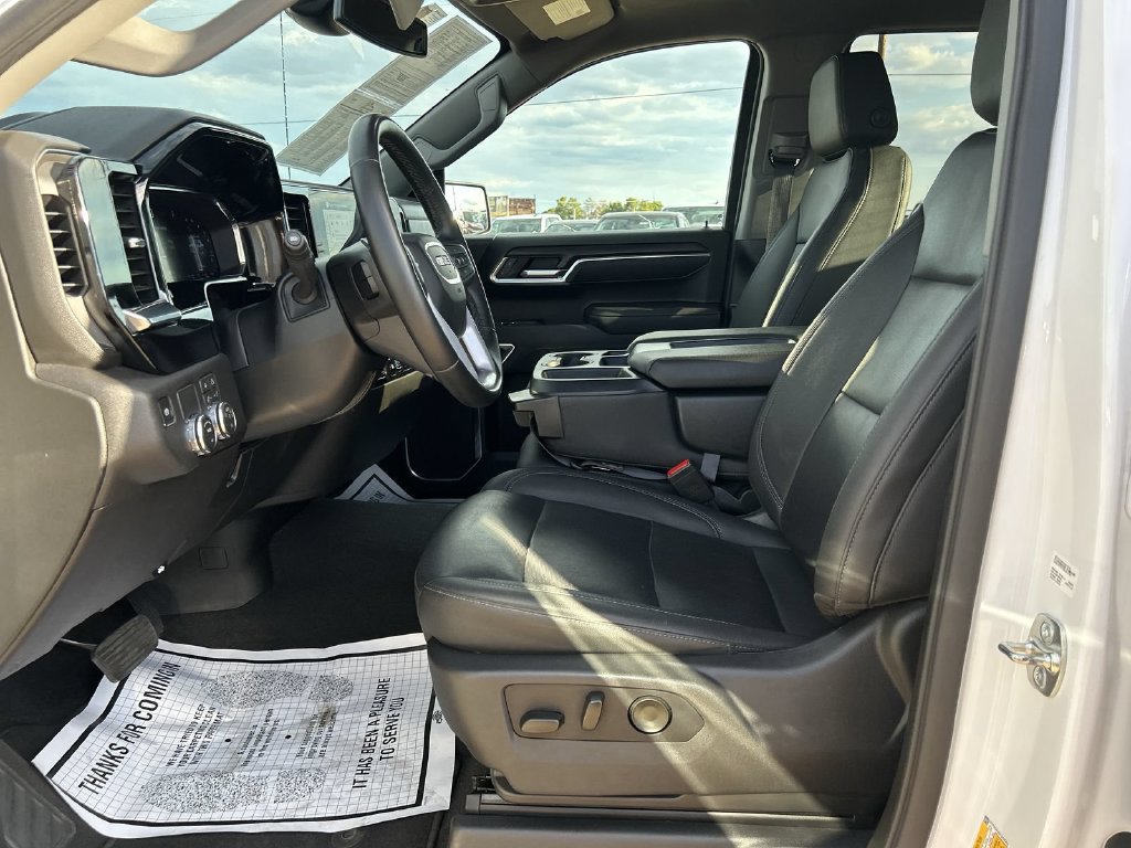 Certified 2026 GMC Sierra 1500 SLT RWD image 17