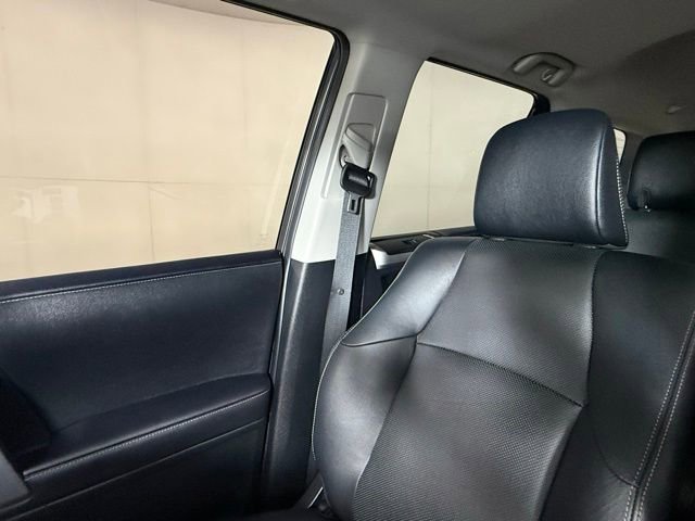Used 2023 Toyota 4Runner Limited AWD/4WD image 17