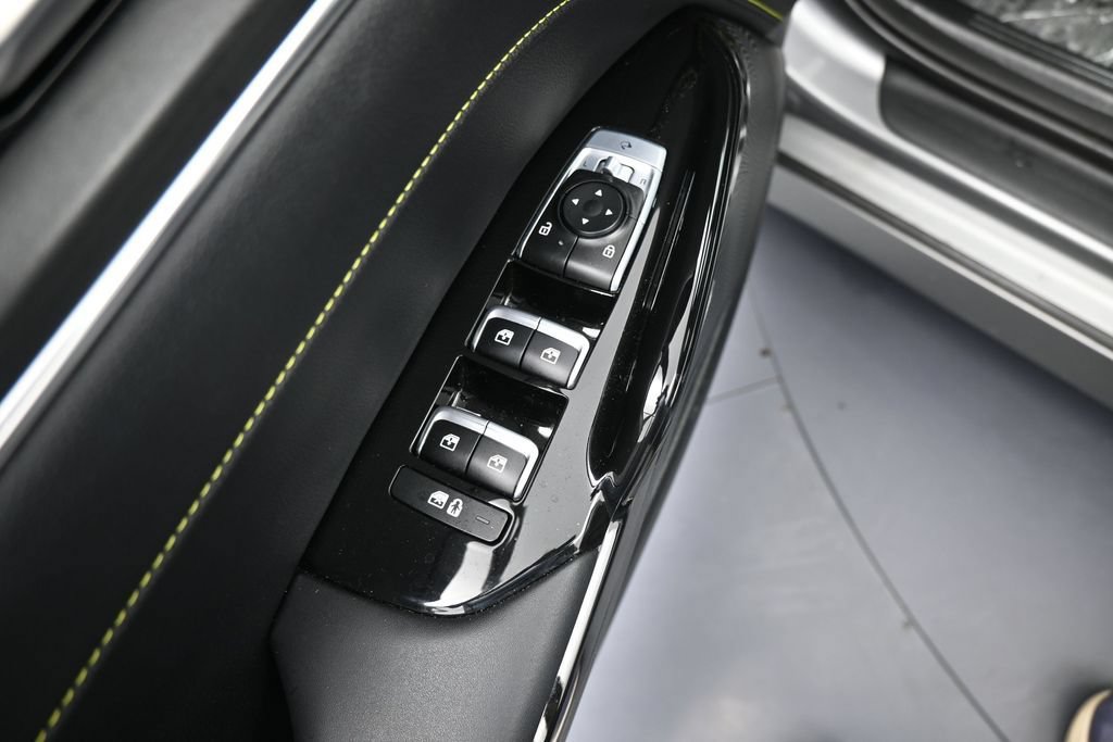 Used 2025 Kia K5 GT w/ GT1 Package FWD image 15