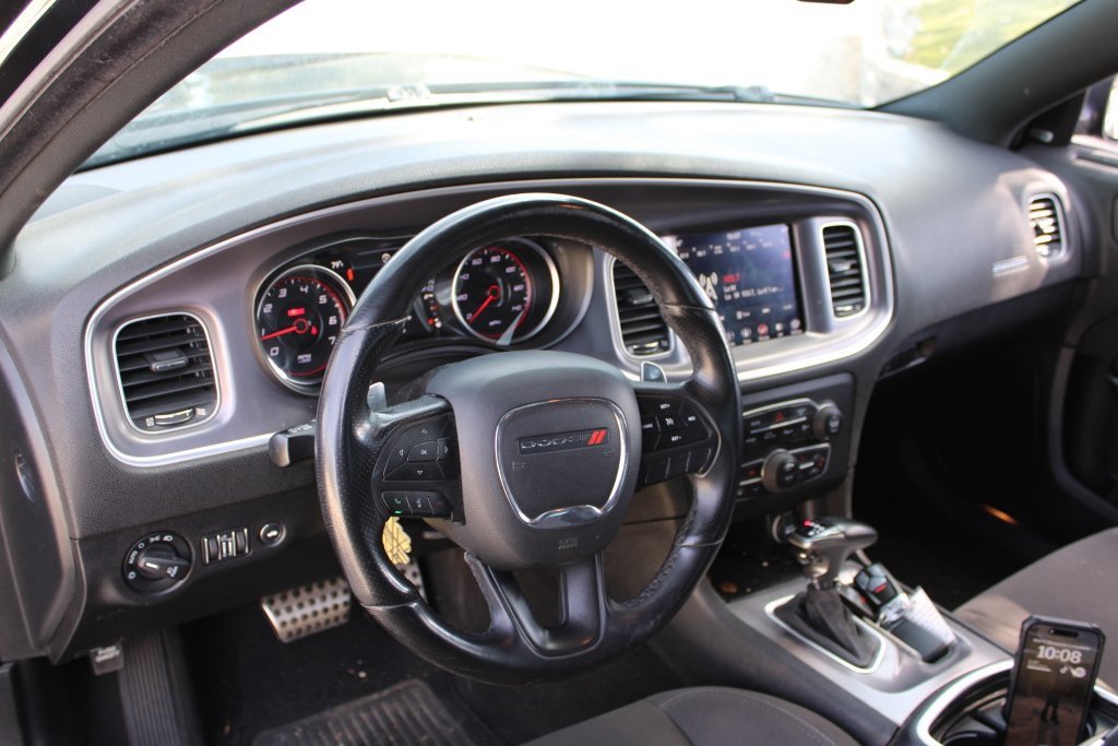 Used 2019 Dodge Charger GT image 11