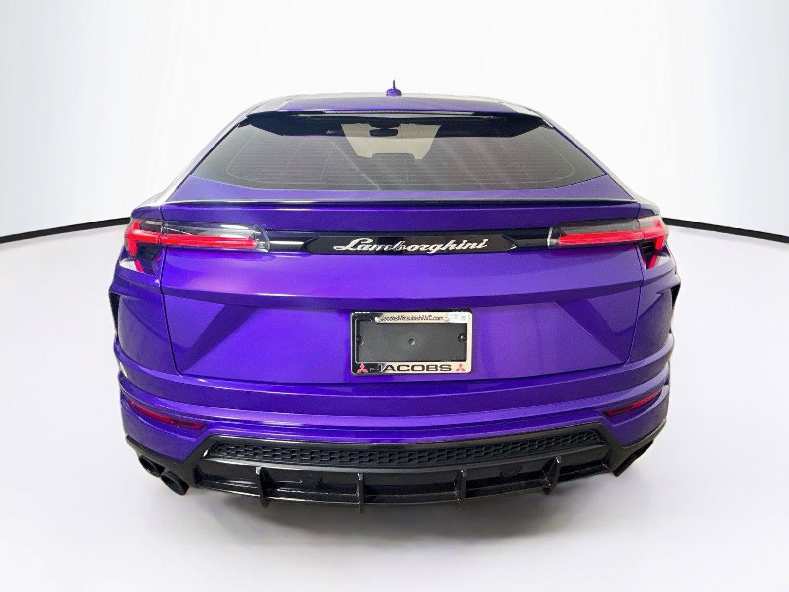Used 2020 Lamborghini Urus AWD/4WD image 4