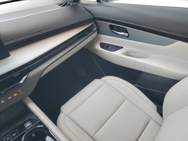 Certified 2025 Nissan Murano SL AWD/4WD image 32