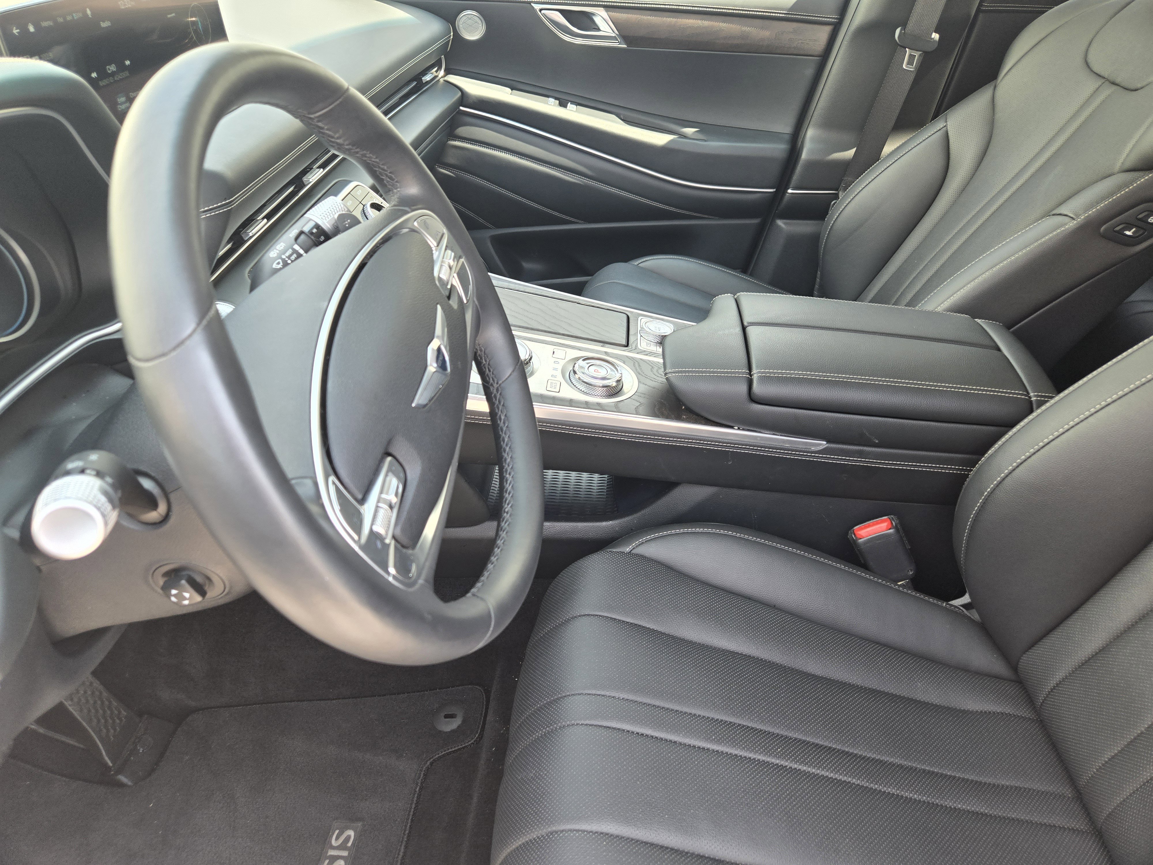 Used 2024 Genesis GV80 3.5T image 16