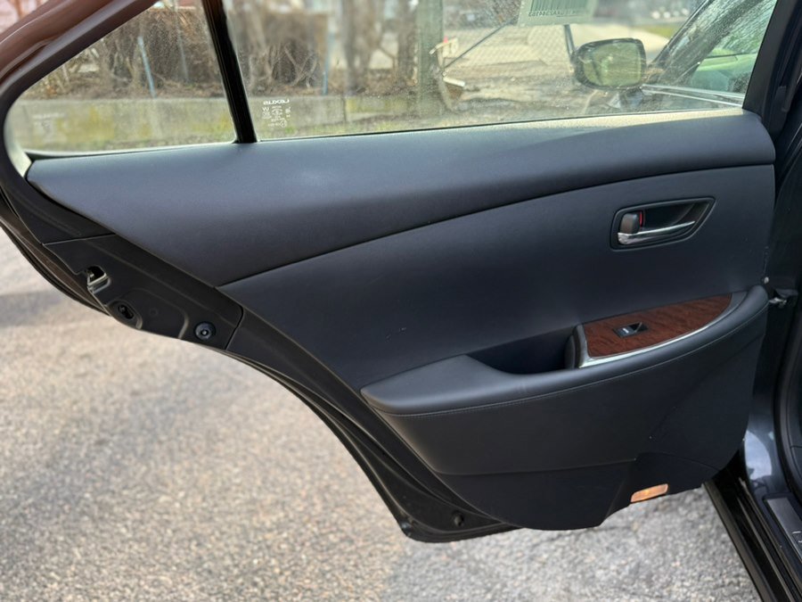 Used 2010 Lexus ES 350 image 18