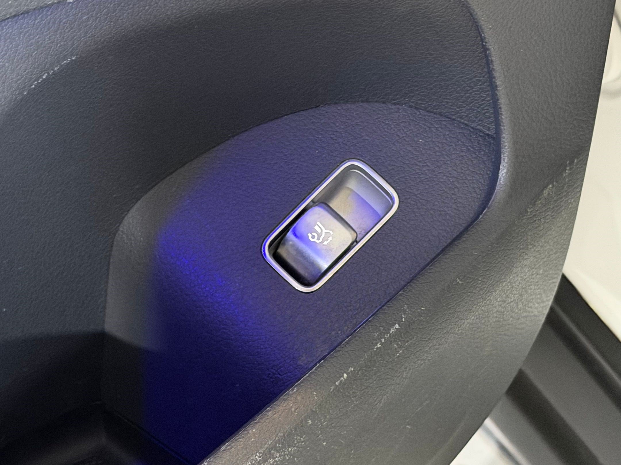 Used 2020 Mercedes-Benz GLS 450 4MATIC image 19
