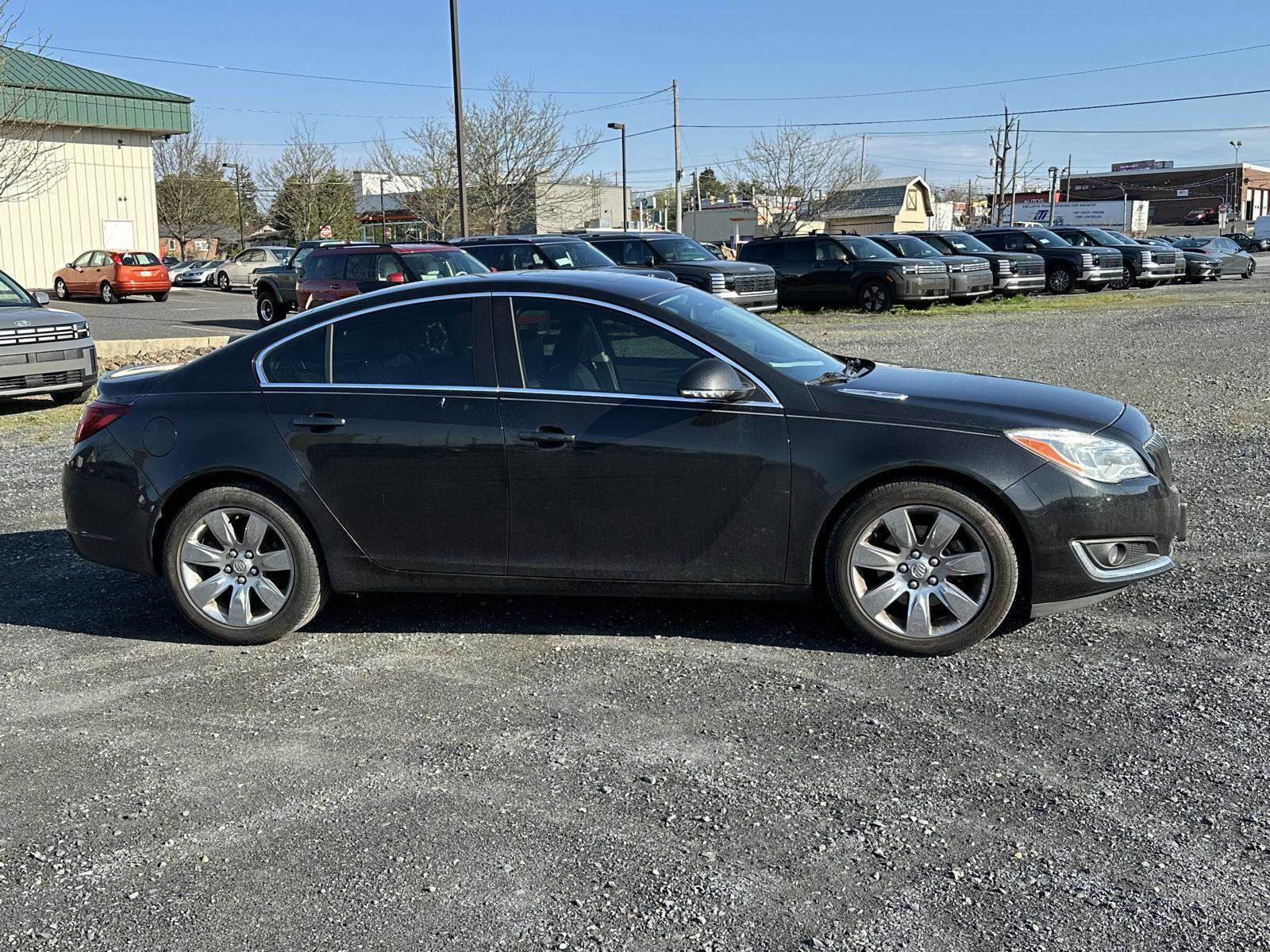 Used 2015 Buick Regal Leather image 9