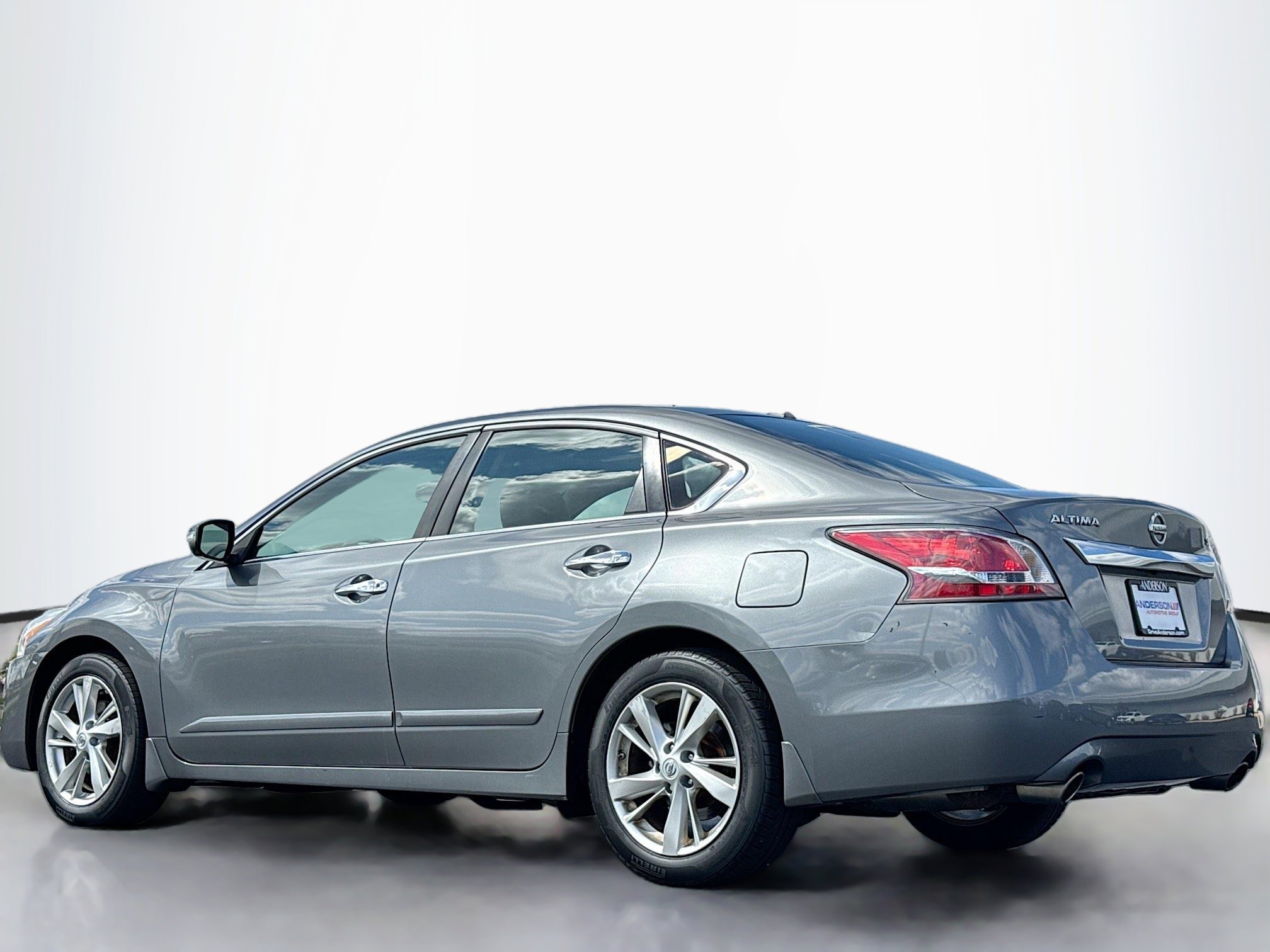 Used 2015 Nissan Altima 2.5 SL w/ Technology Package image 13