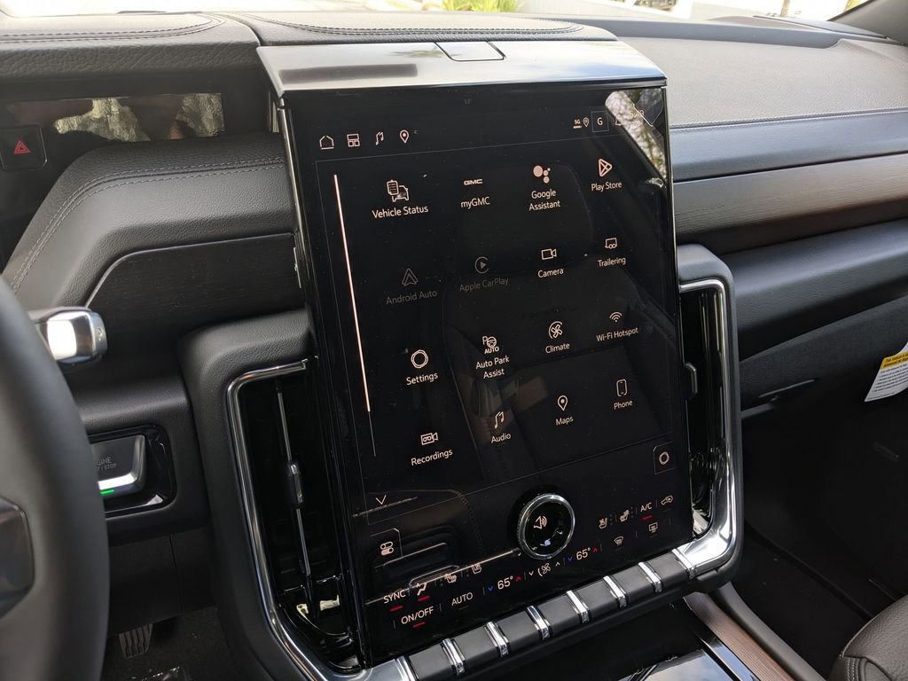 New 2026 GMC Yukon Denali w/ Sun & Power Step Package image 16