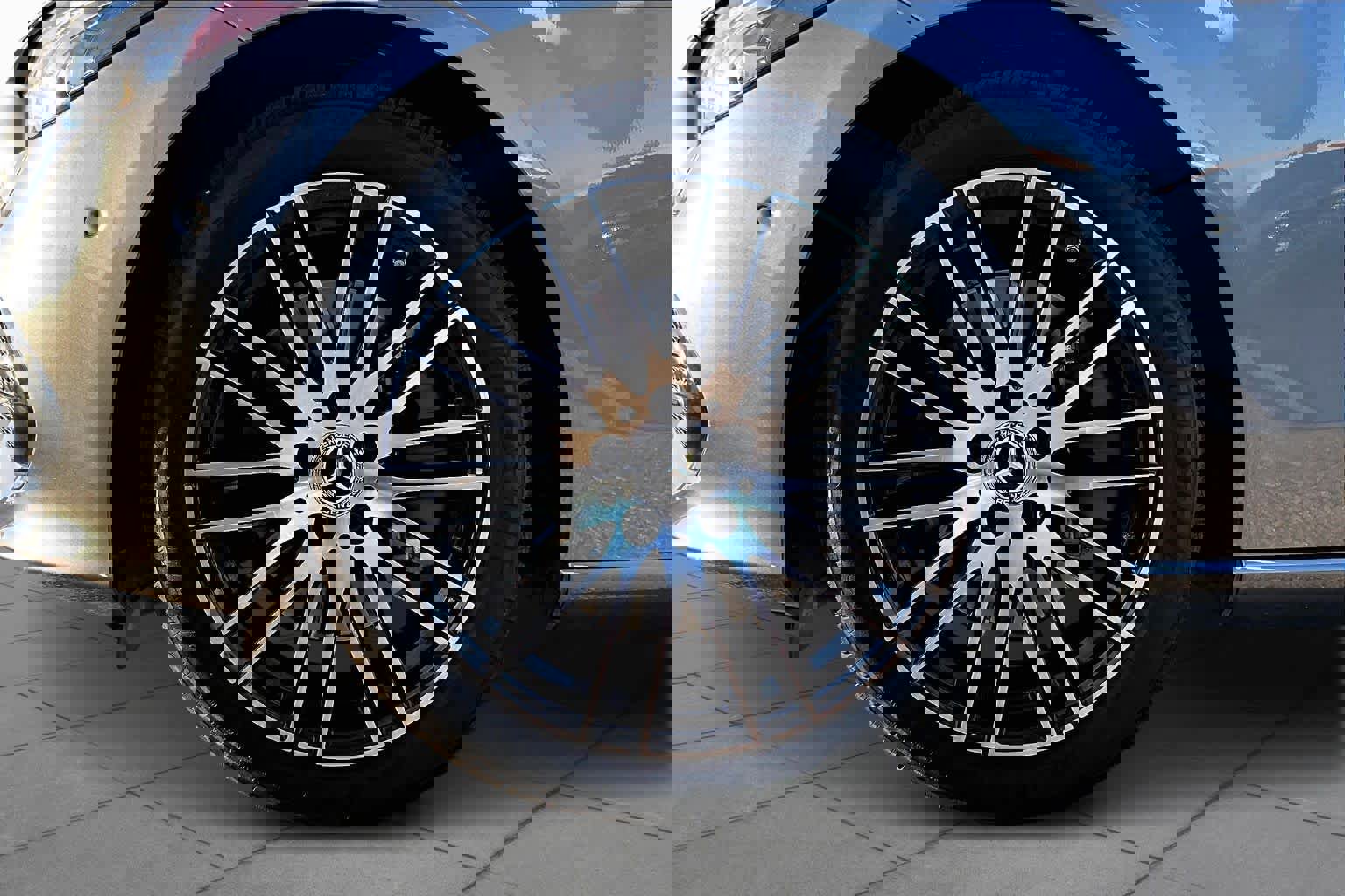 Used 2025 Mercedes-Benz C 300 Sedan image 10