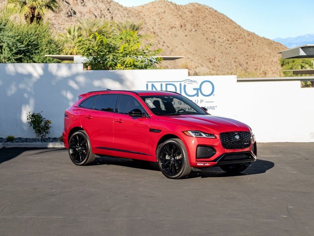 Used 2025 Jaguar F-PACE R-Dynamic S image 4