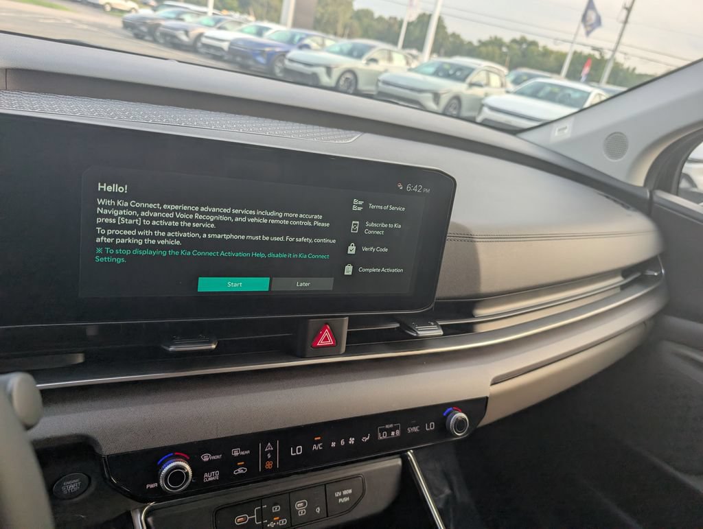 New 2026 Kia Carnival EX FWD image 18