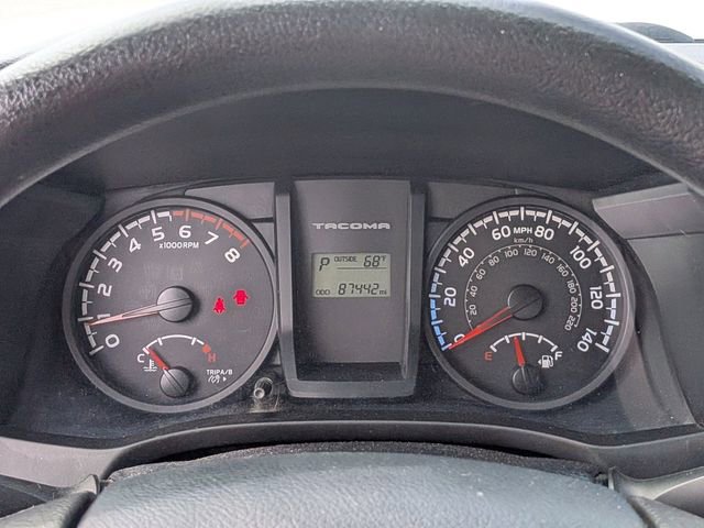 Used 2017 Toyota Tacoma SR image 25