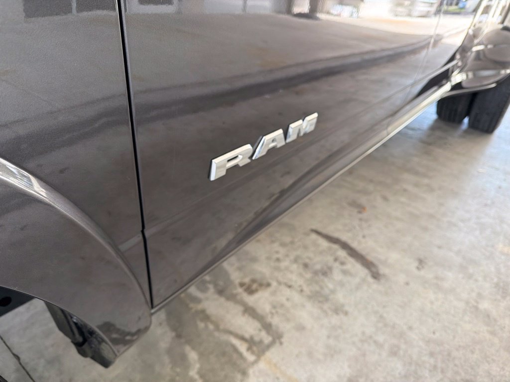 Used 2022 RAM 3500 Laramie AWD/4WD image 16