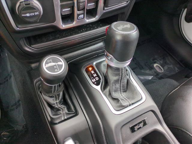 Used 2021 Jeep Wrangler Unlimited Sahara AWD/4WD image 12