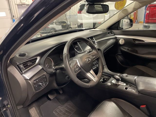 Used 2019 INFINITI QX50 Essential w/ Premium Heat Package image 16