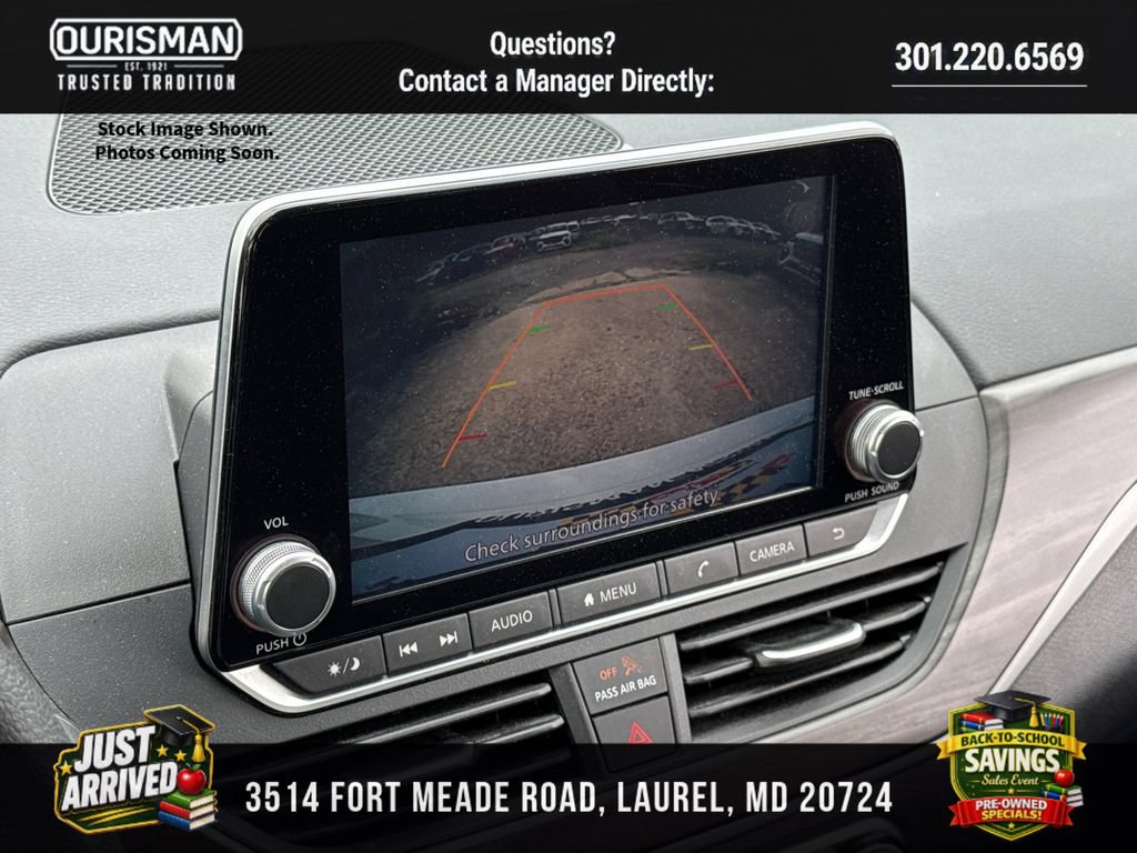 Used 2025 Nissan Altima 2.5 SV FWD image 12