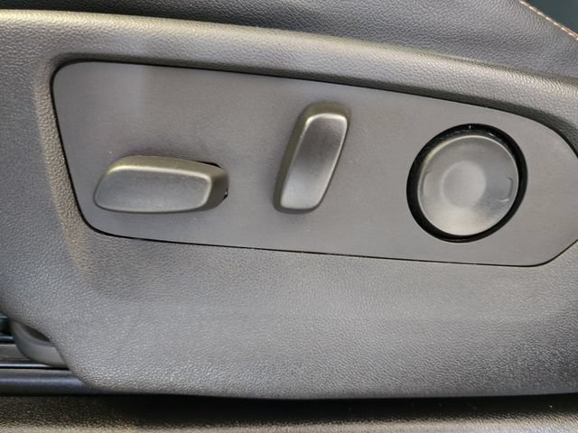 Certified 2022 GMC Yukon AT4 AWD/4WD image 14