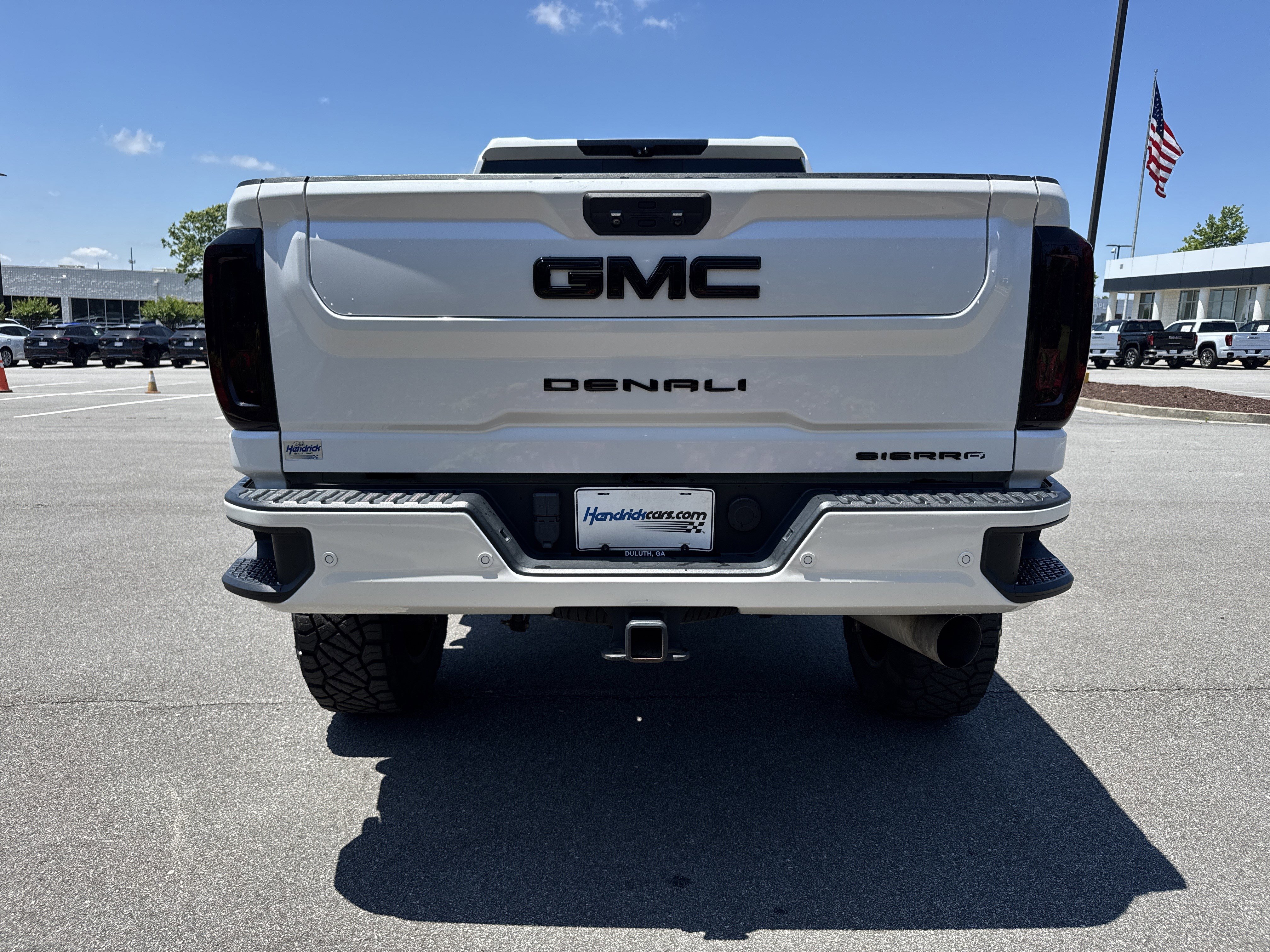 Used 2022 GMC Sierra 2500 Denali w/ Denali Ultimate Package AWD/4WD image 9