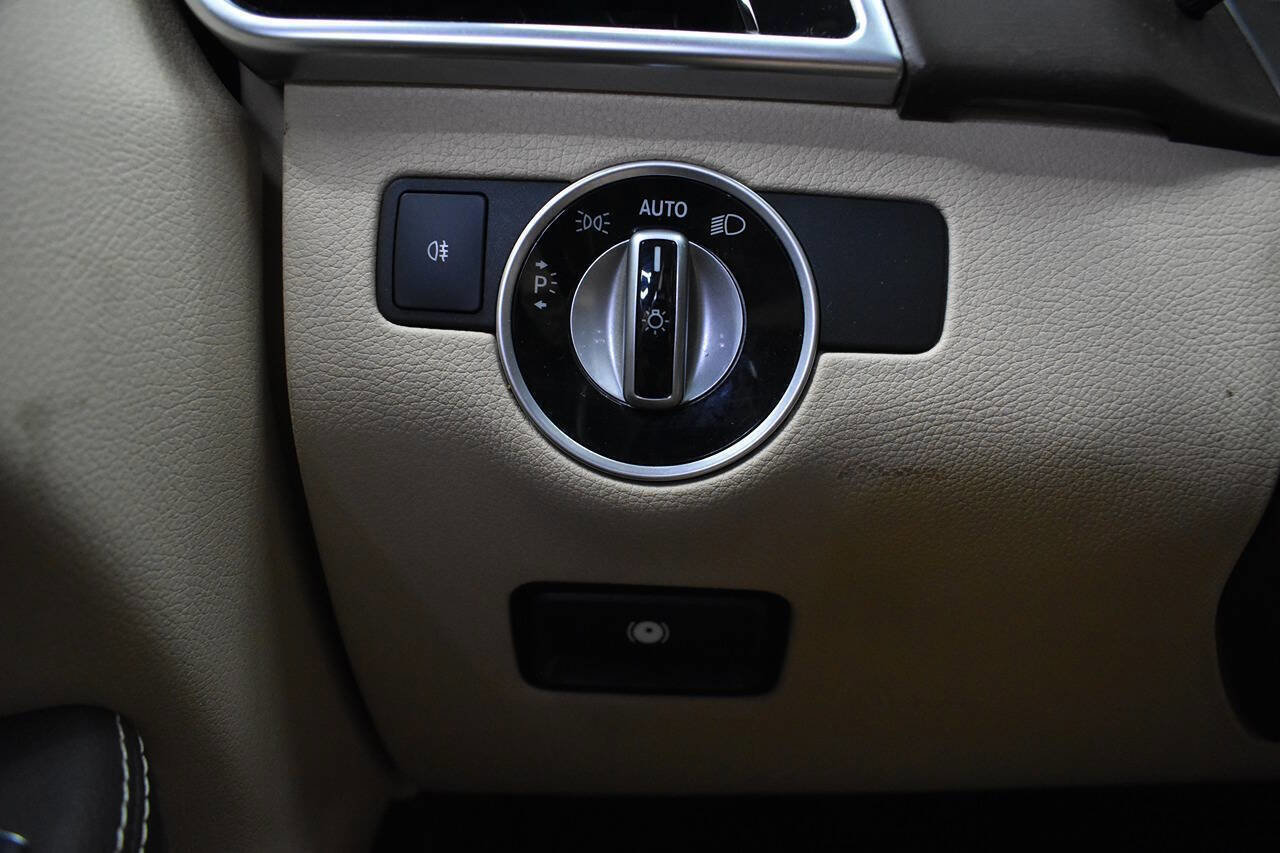 Used 2017 Mercedes-Benz GLS 550 4MATIC image 22