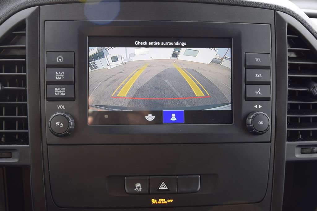 Used 2023 Mercedes-Benz Metris image 26
