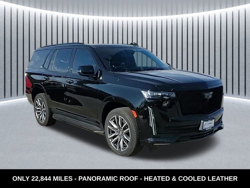 Used 2021 Cadillac Escalade Sport image 3