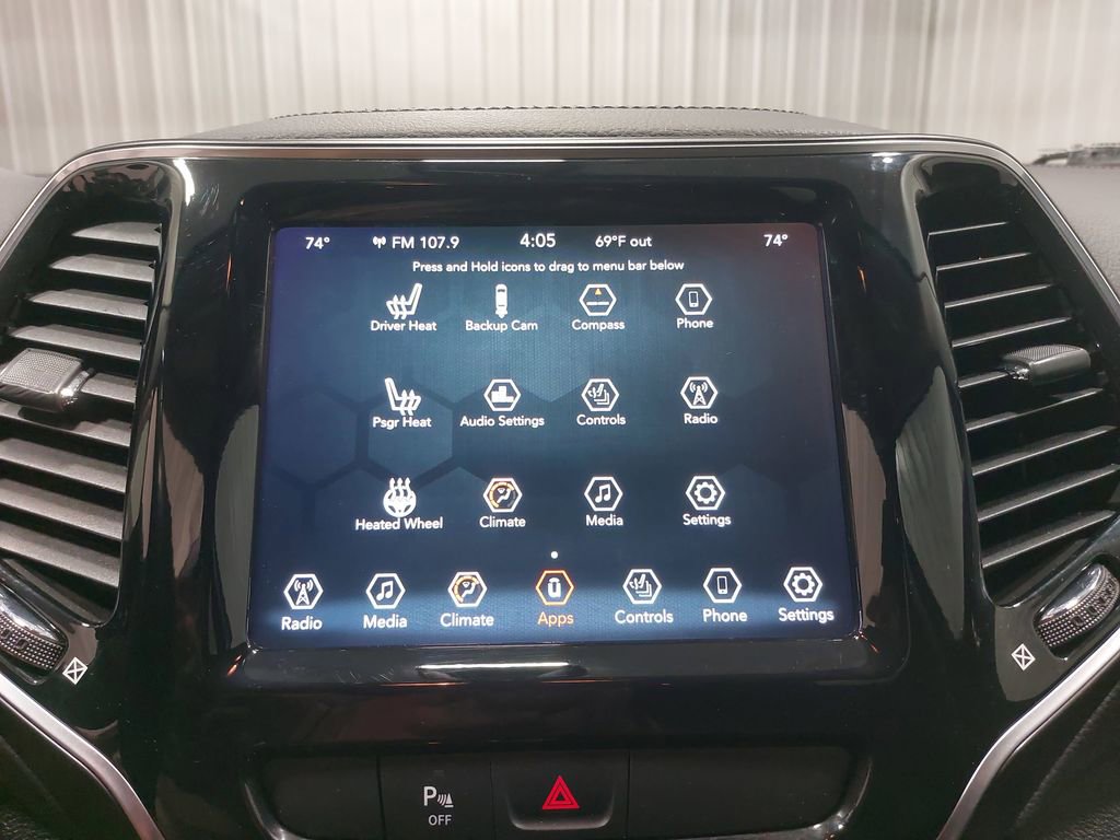 Used 2020 Jeep Cherokee Limited image 37