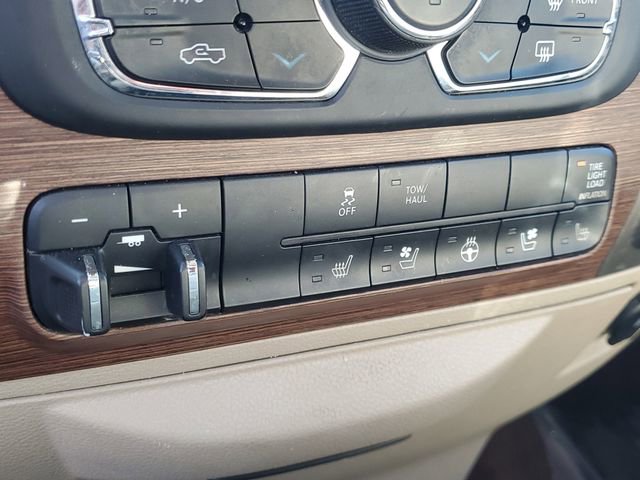 Used 2013 RAM 2500 Laramie w/ Protection Group image 34