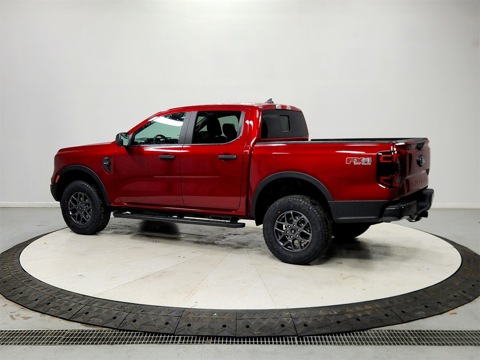 New 2025 Ford Ranger XLT w/ Equipment Group 301A High image 5