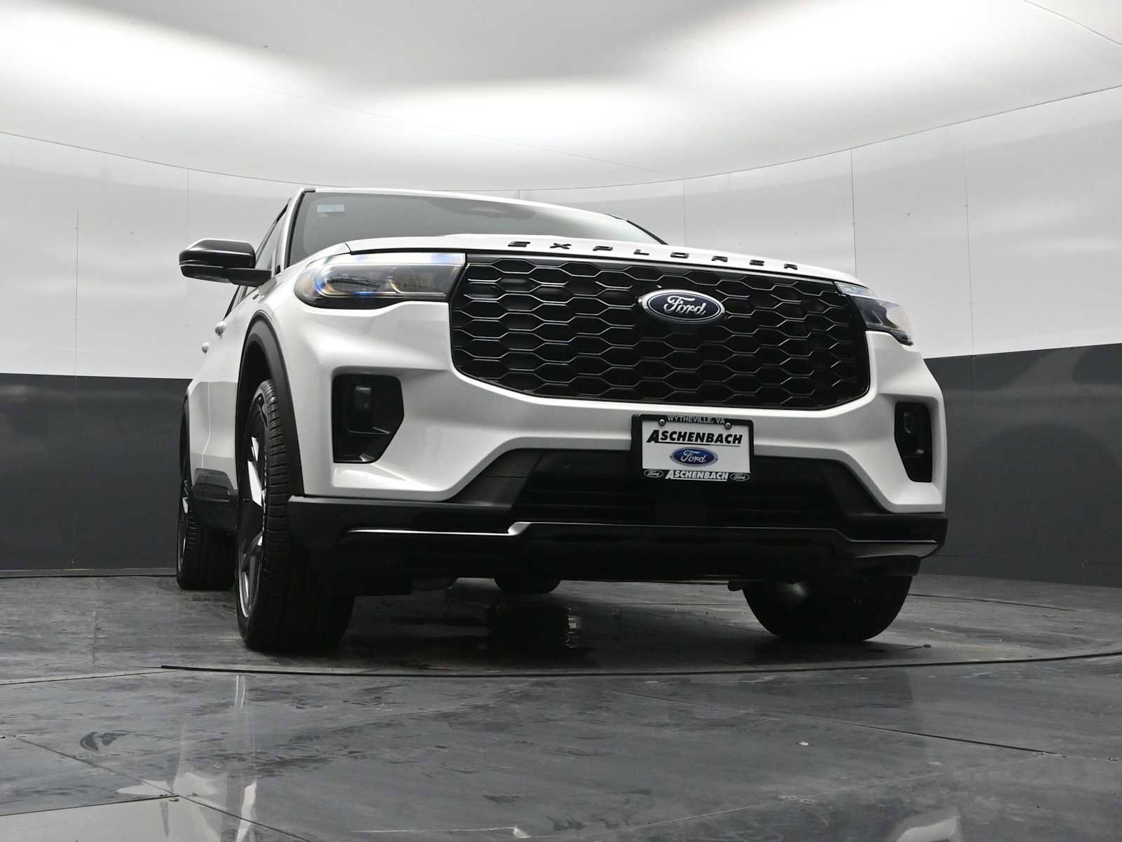 New 2026 Ford Explorer ST-Line w/ ST-Line Street Pack image 28