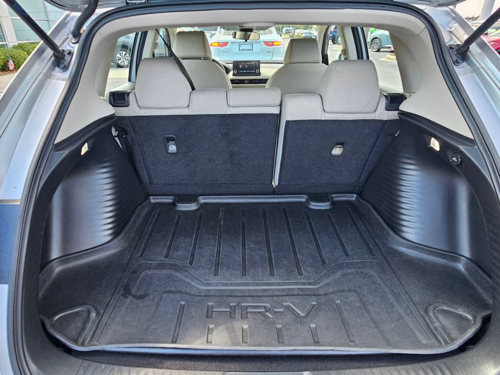 Used 2023 Honda HR-V LX image 10