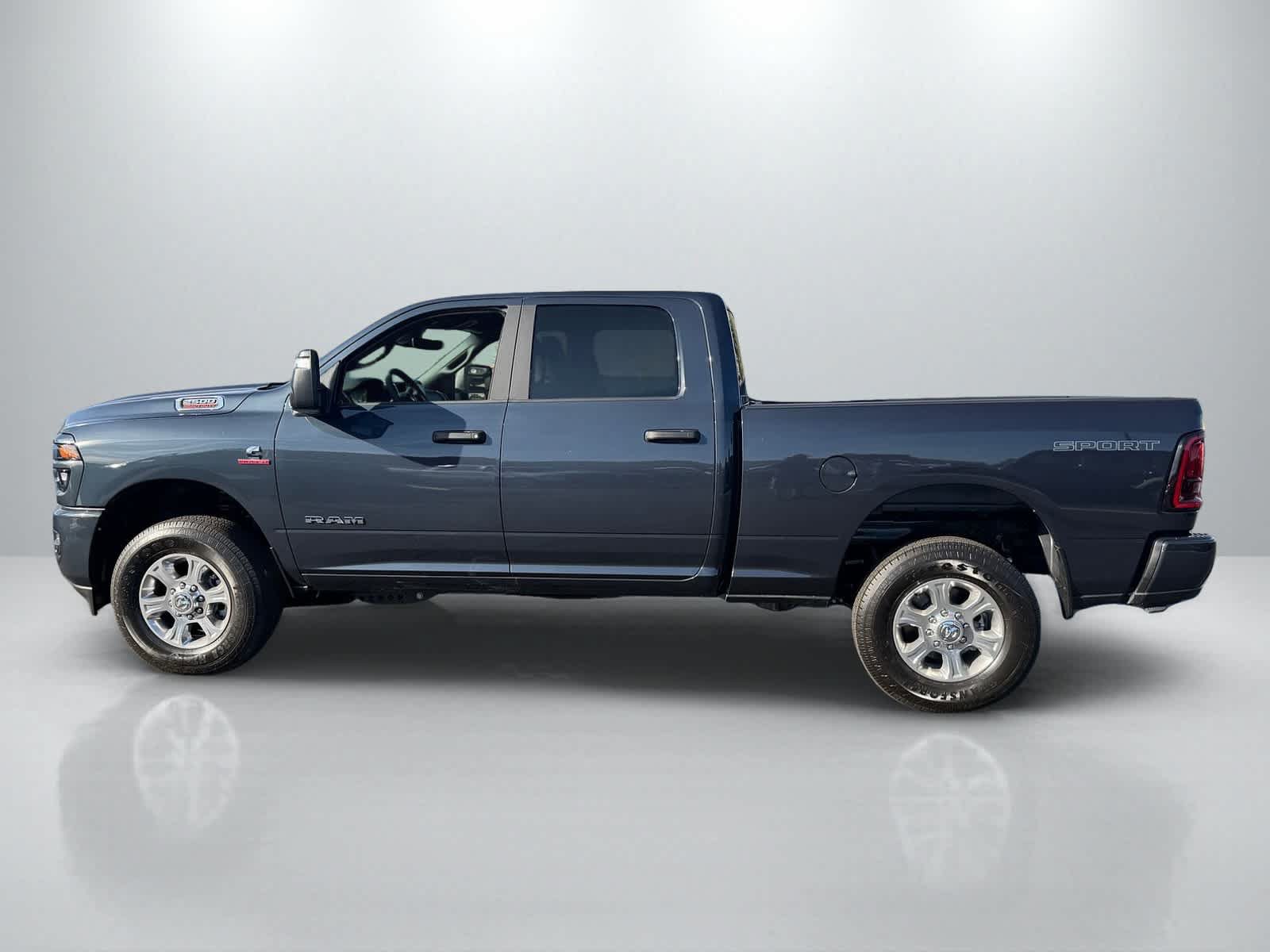 New 2026 RAM 2500 Big Horn AWD/4WD image 5